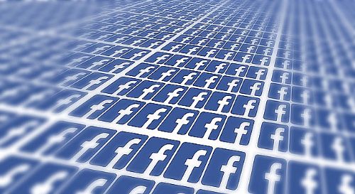State se fanouky naeho FACEBOOKU vnovanho zdravotnick technice